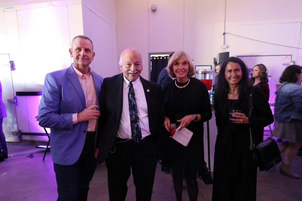 Ben Carter, Bob D. Hackett, Sue Hackett, Sofia Carter 2